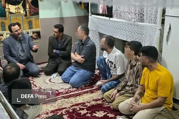 توسعه اشتغال و بهبود معیشت زندانیان در دستور کار زندان‌های فارس