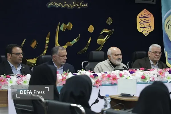 تجلیل استاندار خوزستان از معلمان
