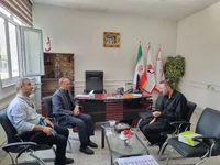 تصاویر/ نشست هم اندیشی مسئول حفظ آثار و نشر ارزش‌های دفاع مقدس سپاه روح الله استان مرکزی با معاون فرهنگی بنیاد شهید و امور ایثارگران استان