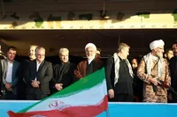 ملت ایران در برابر تهدید و تجاوز سر فرود نمی‌آورد