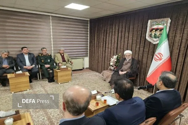 احیای واحدهای صنعتی کردستان باید به بازگشت کارگران به تولید منجر شود