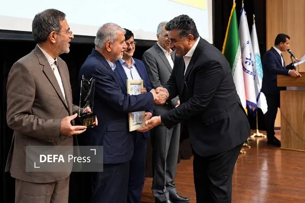 سومین جایزه ملی تعالی صنعت گردشگری برگزیدگان خود را شناخت