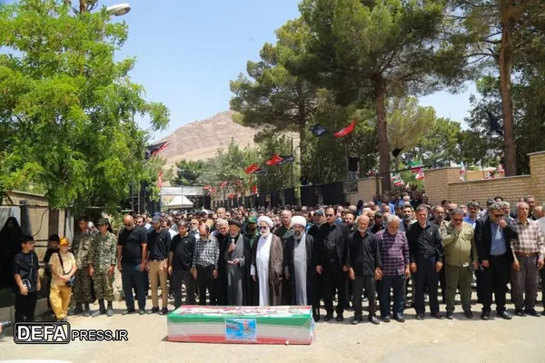 مراسم تشیع شهید والامقام؛ سردار محمود موسویان در شهر نراق