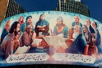 دورهمی شاعران در میدان ولیعصر (عج)؛ «لسان الغیب» اکران شد