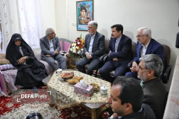 وزیر فرهنگ و ارشاد