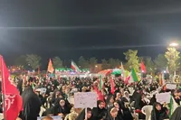 فیلم/هم‌دلی مسئولان و فرماندهان در اجلاسیه ۴۵۰ شهید ارتش بیرجند