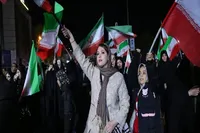 فیلم/ شب‌های حضور حماسی سنندج و نوای دعا و استغاثه برای پیروزی سربازان وطن