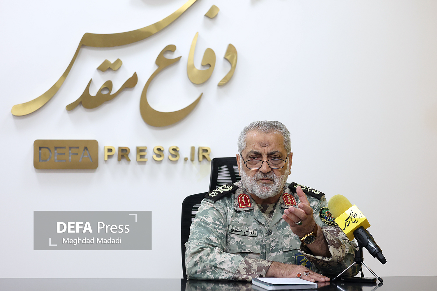 سردار شکارچی: صدها کشته و هزاران مجروح آمریکایی درتجاوز و جنگ با ایران سردار شکارچی: صدها کشته و هزاران مجروح آمریکایی درتجاوز و جنگ با ایران