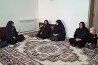 دیدار اعضای کانون خواهران شهدا با خانواده شهید دانشور به مناسبت روز دختر