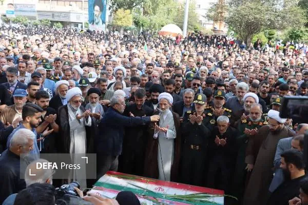 تشییع پیکر مطهر ۲ شهید مدافع امنیت در ساری+ تصاویر تشییع پیکر مطهر ۲ شهید مدافع امنیت در ساری+ تصاویر