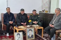 دیدار با خانواده ۴ شهید اردبیلی در روستای باروق + تصاویر