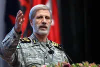 سرلشکر حاتمی: نیروهای مسلح با تمام قوا دشمن را سرکوب می‌کنند