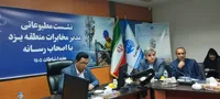 امواج دکل‌های موبایل استاندارد و بی‌خطر است