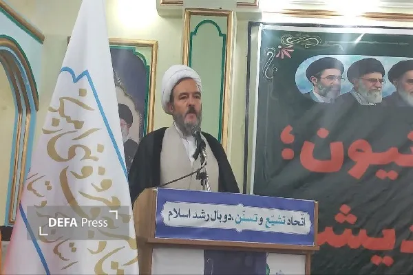 وحدت، یکی از مهم‌ترین معروف‌های جامعه اسلامی است
