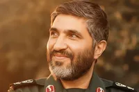 کفش‌هایتان را بردارید تا «حوالی احمد» بگردیم