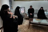  مخبر: پرچم تولید علم در ایران عزیز بر زمین نمی‌ماند/ جنایات آمریکا و رژیم صهیونی حد و مرز ندارد
