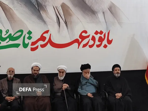 رهبر شهید