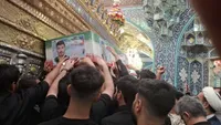 تصاویر/ طواف پیکر بسیجی شهید «محسن گرایی» در حرم حضرت معصومه (س)