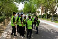 پاکسازی معابر اطراف محل تشییع رهبر شهید توسط جهادگران چالوس