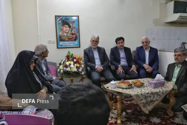 وزیر فرهنگ و ارشاد
