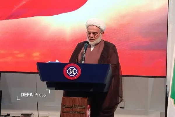 دانشگاه باید «شهید چمران‌ها» تحویل جامعه دهد