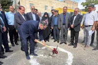 رئیس بنیاد شهید کلنگ‌ فاز دوم مجتمع ایثار ایلام را به زمین زد