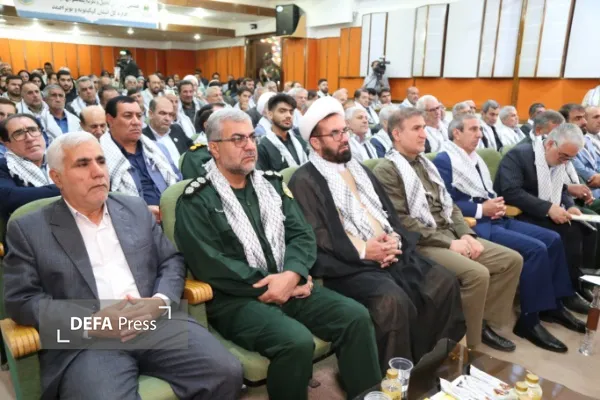 همایش پیشکسوتان دفاع مقدس در کهگیلویه و بویراحمد همایش پیشکسوتان دفاع مقدس در کهگیلویه و بویراحمد