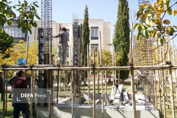 بازدید از یادمان شهید گمنام بازدید از یادمان شهید گمنام