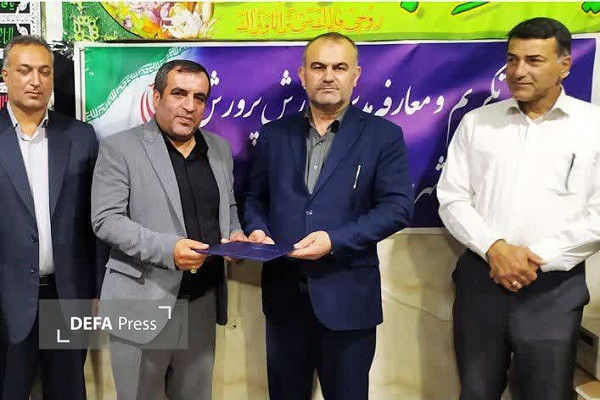 «احد ناصری» سرپرست آموزش و پرورش محمودآباد شد