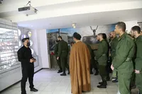 تصاویر/ بازدید سربازان وظیفه فراجا از موزه دفاع مقدس و مقاومت استان آذربایجان غربی