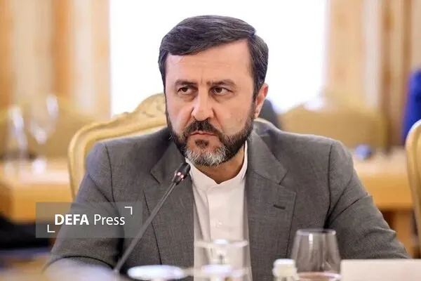 غریب آبادی: مشارکت اروپا در تجاوز به ایران بیپاسخ نمیماند غریب آبادی: مشارکت اروپا در تجاوز به ایران بیپاسخ نمیماند