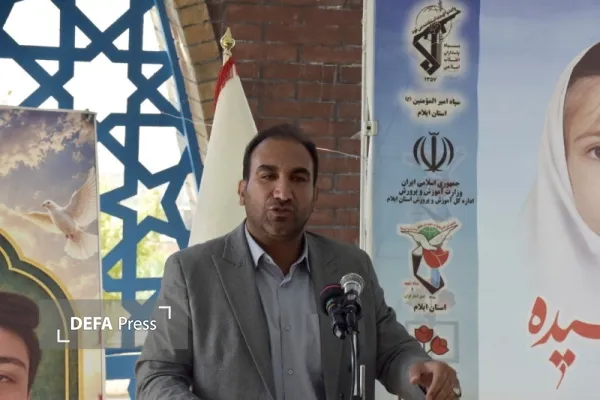 رحیمی: دانش‌آموزان با قلم خود راوی راه شهدا باشند