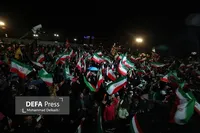 فیلم/در میدان می‌مانیم