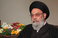 آیت الله طباطبایی نژاد: دشمن تلاش می‌کند از طریق کم‌ارزش نشان دادن دستاوردهای ملی، در کشور نفوذ کند