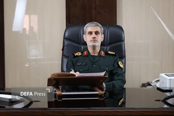 آزادگان روایت زنده ایستادگی در برابر دشمن بعثی هستند