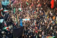 فیلم/ استقبال بی‌نظیر مردم از شهید اقتدار در تجمع حماسی اردبیل