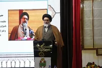دشمن خواهان جنگ داخلی و شکاف در کشور است