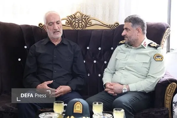 دیدار با خانواده شهید