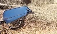 از شهدا می‌خواهم به من معرفت اطاعت از رهبری را بدهند