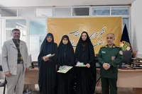 تجلیل از خبرنگاران «خبرگزاری دفاع مقدس» در خراسان جنوبی/ تاکید بر نقش رسانه در تبیین فرهنگ ایثار و مقابله با جنگ نرم+ تصاویر