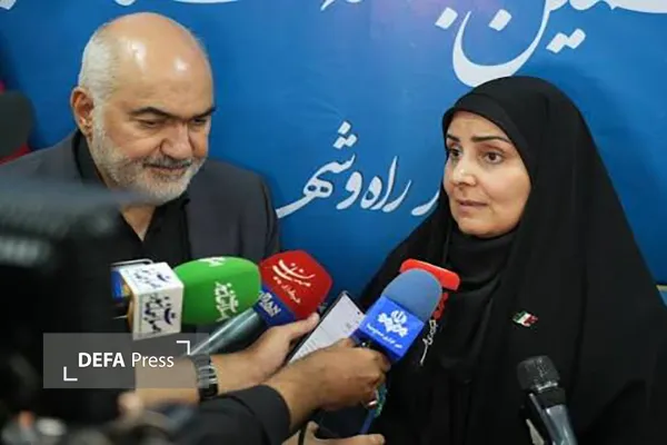 فرزانه صادق