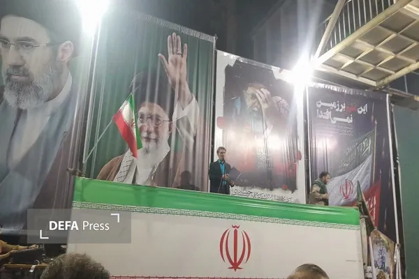 مبارزه امروز، فراتر از یک جدال سیاسی و تقابل میان حق و باطل است