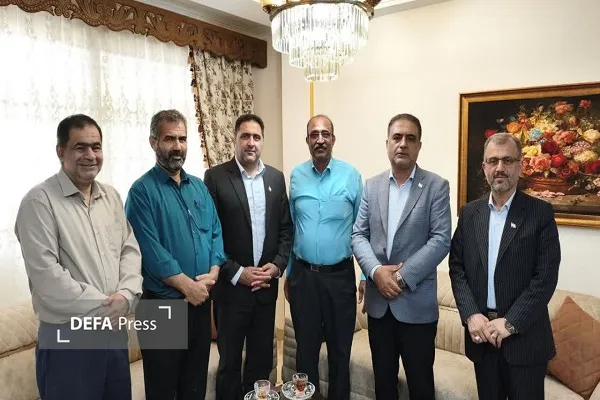 تجلیل مسئولان آموزش و پرورش مازندران از صبر و ایستادگی آزادگان در روز بازگشت