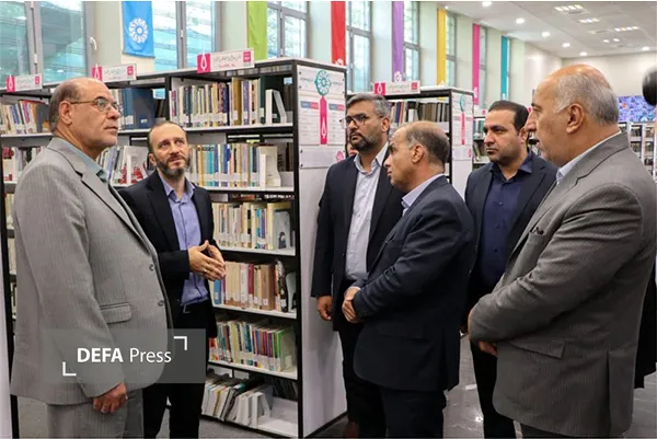 بیی