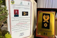اعطای درجه سرتیپی به خانواده سردار شهید کرمی