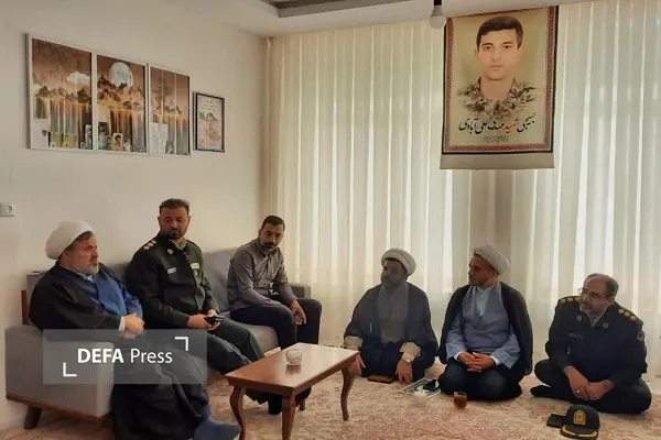 دیدار با خانواده شهدا