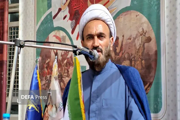 حجت‌الاسلام صباغیان: خانواده مرکز ثقل عالم است