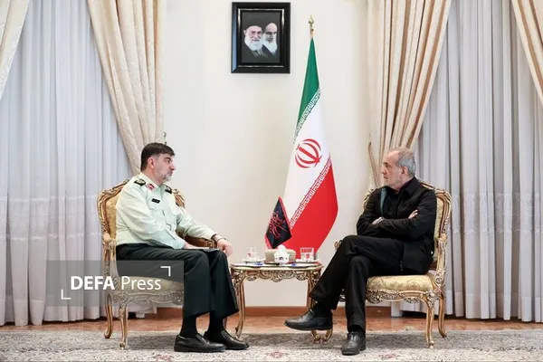 پلیس