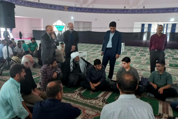 پویش ملی جان‌فدا در فردیس؛ آموزش نظامی و آمادگی رزم در نماز جمعه