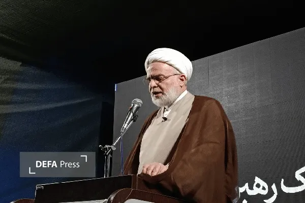 جامعه ضعیف نمی‌تواند در برابر ظلم ایستادگی کند